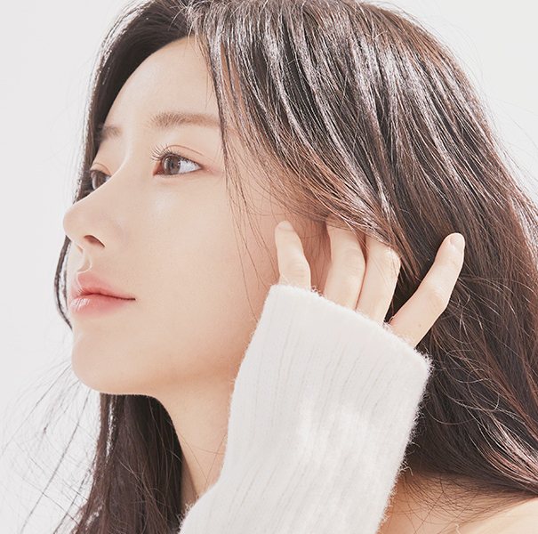옆모습 모델
